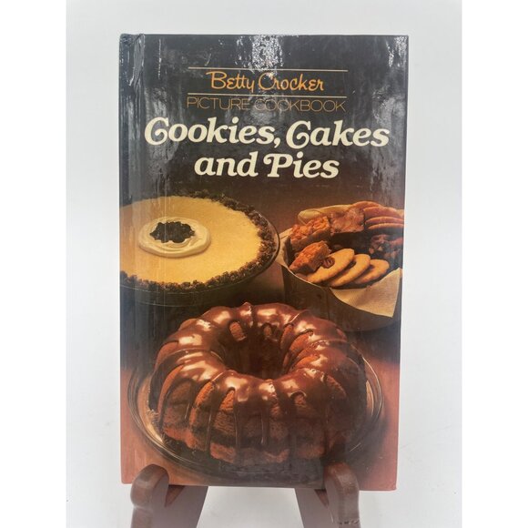 Betty Crocker Picture Cookbook: Cookies Cakes & Pies - Picture 1 of 5